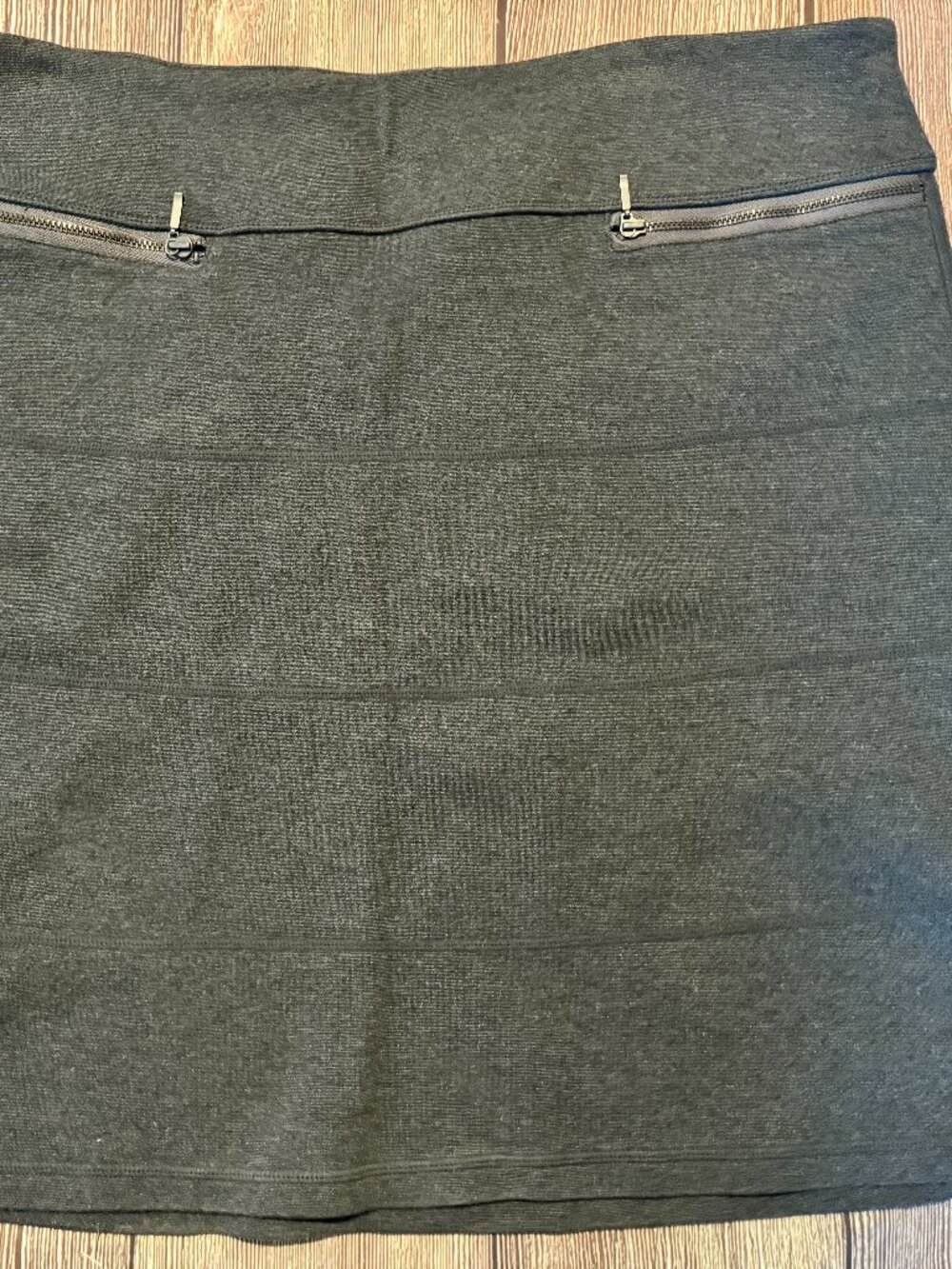 Athleta Pointe Knit Grey A Line Skirt Size XL EUC